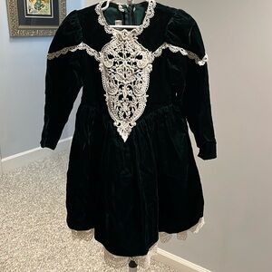 Great Holiday dress size 4